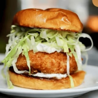 Crispy Shrimp Burger